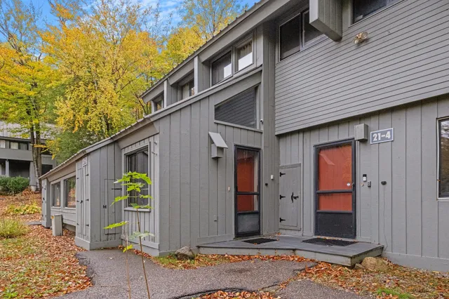 $715,000 | 21 Osseo Road, Unit 3, Lincoln, NH 03251