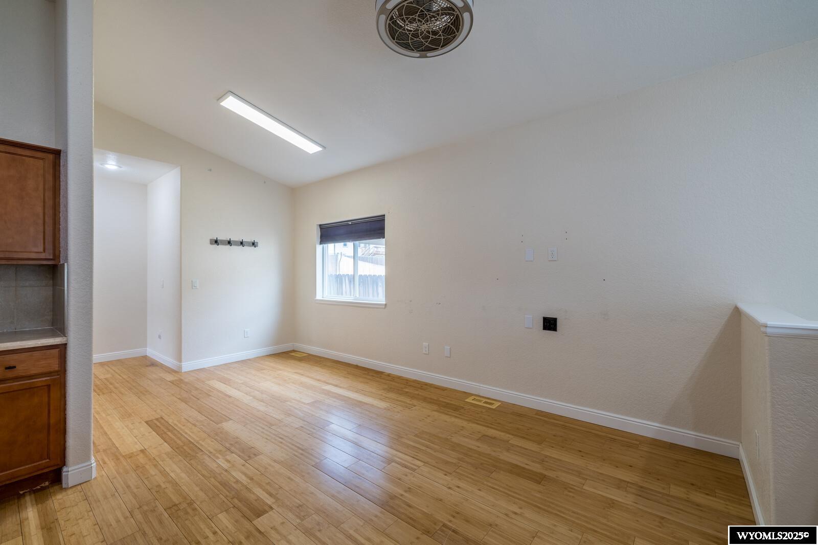 940 South 3rd Avenue Mills, WY 82644 - Photo 5 of 24