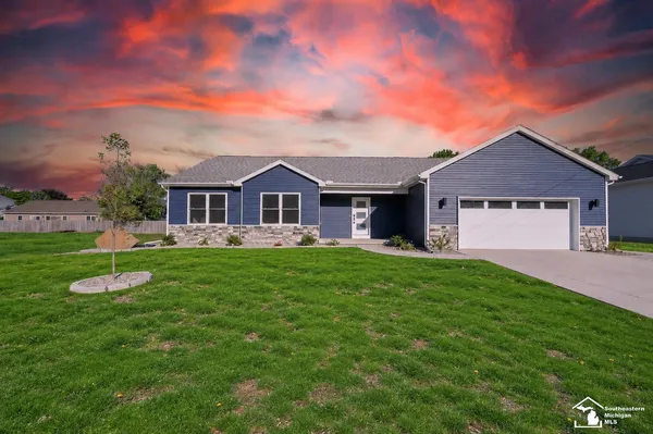 $349,900 | 15458 Eastwood Street, Monroe, MI 48161