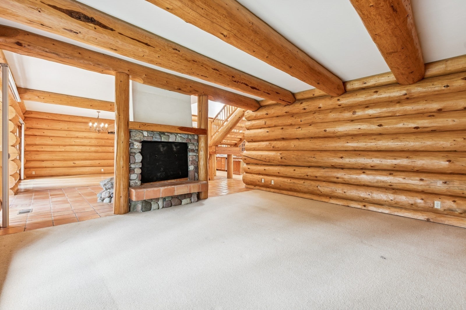 551 Ranch Road Bigfork, MT 59911 - Photo 9 of 51 Living room