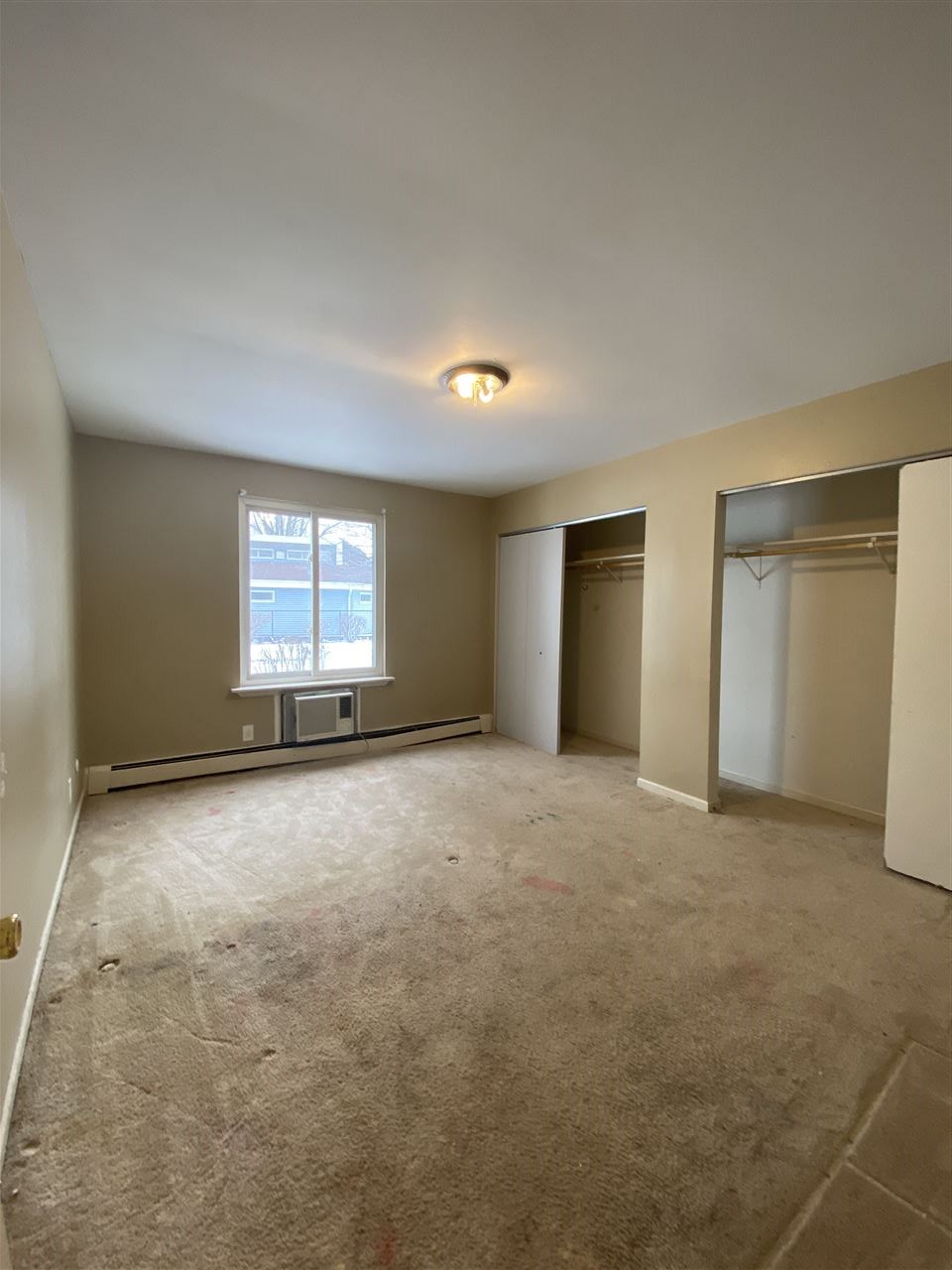 2000 Light Road Oswego, IL 60543 - Photo 9 of 16 an empty room with a empty space and windows