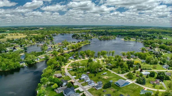 $599,000 | 10771 Woodbrook Drive, Cement City, MI 49233