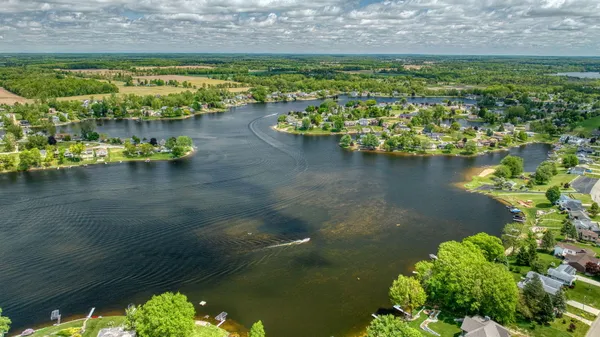 $599,000 | 10771 Woodbrook Drive, Cement City, MI 49233