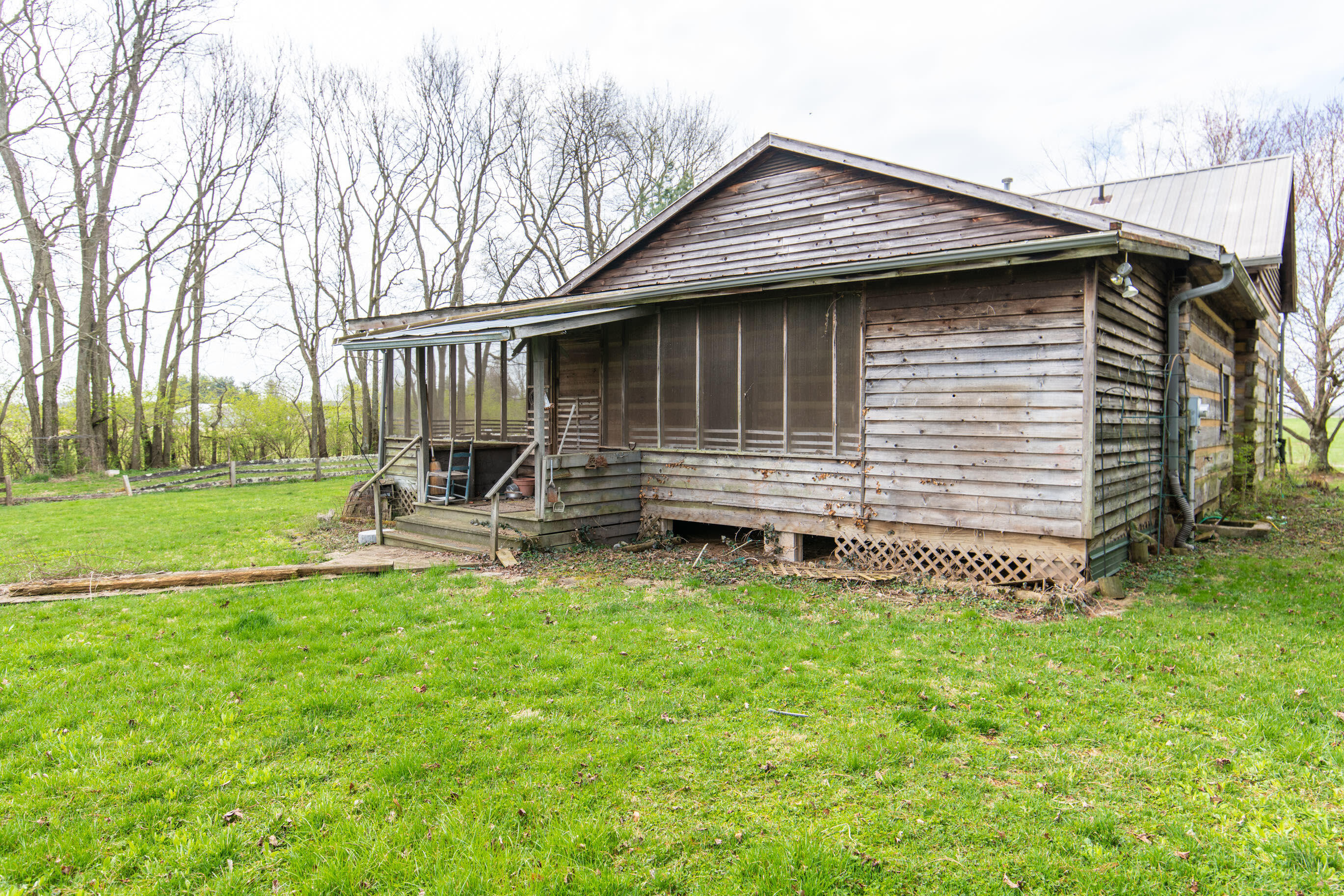 220 McNease Road Paris, KY 40361 - Photo 5 of 36 20220330-220-McNease-Rd-mattox-realty-01