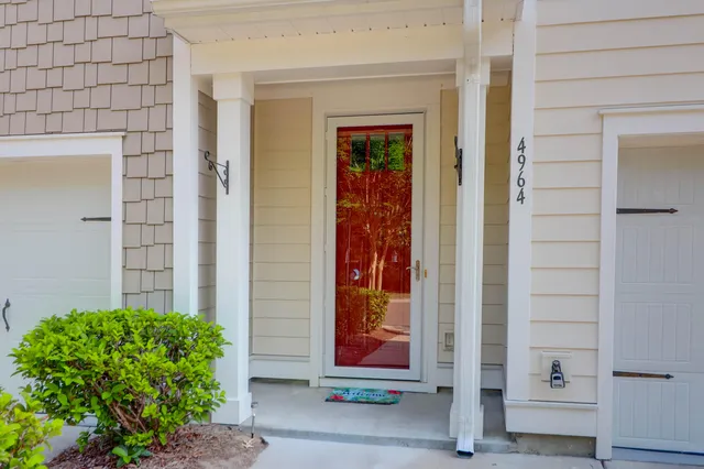 $1,975 | 4964 Hay Bale Court, Summerville, SC 29485