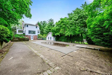 $889,000 | 36 Seaview Avenue, Northport, NY 11768