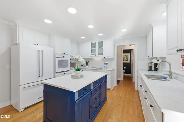 $1,500,000 | 7212 Pine Bark Court, Raleigh, NC 27615