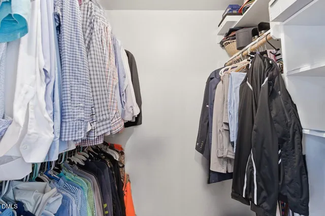 $1,500,000 | 7212 Pine Bark Court, Raleigh, NC 27615