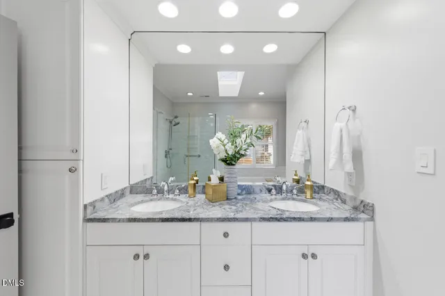 $1,500,000 | 7212 Pine Bark Court, Raleigh, NC 27615