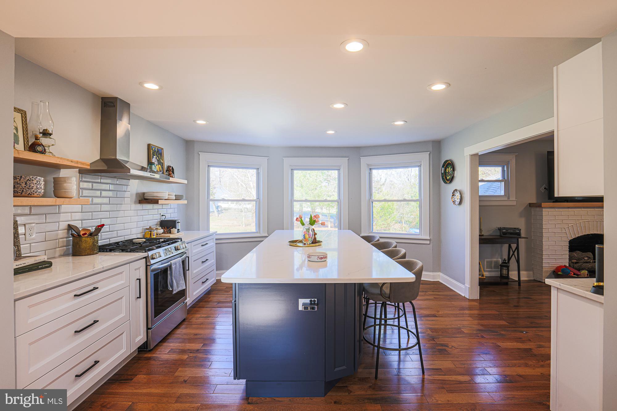 402 Philadelphia Road Joppa, MD 21085 - Photo 19 of 20 5 X 10 Island