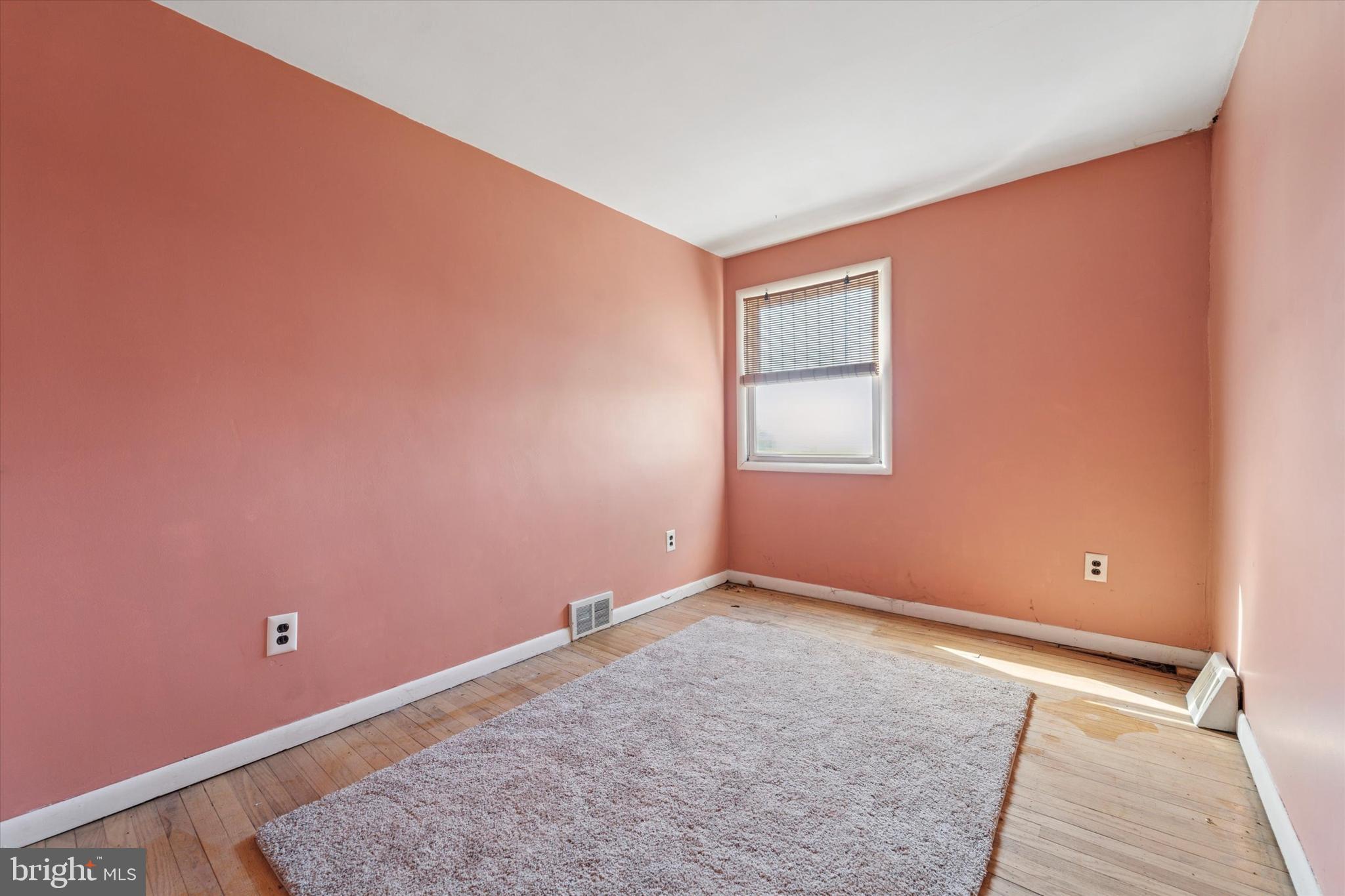4014 Worrilow Road Brookhaven, PA 19015 - Photo 15 of 25 2nd bedroom