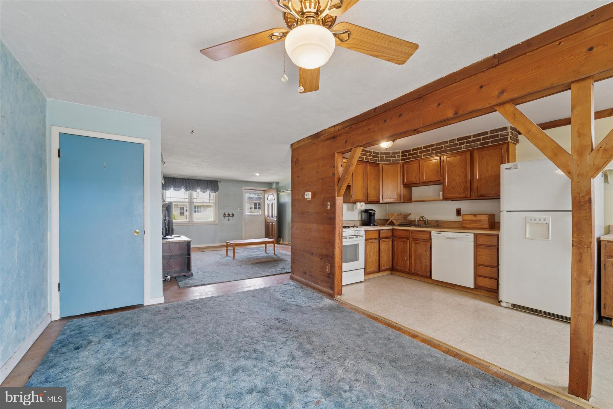 4014 Worrilow Road Brookhaven, PA 19015 - Photo 7 of 25 Open flow from dining room into spacious kitchen