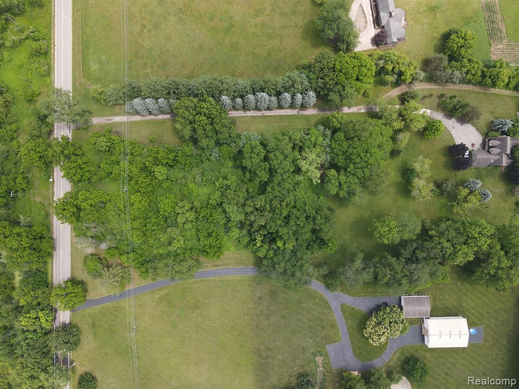 783 West Romeo Road Oakland, MI 48363 - Photo 2 of 6