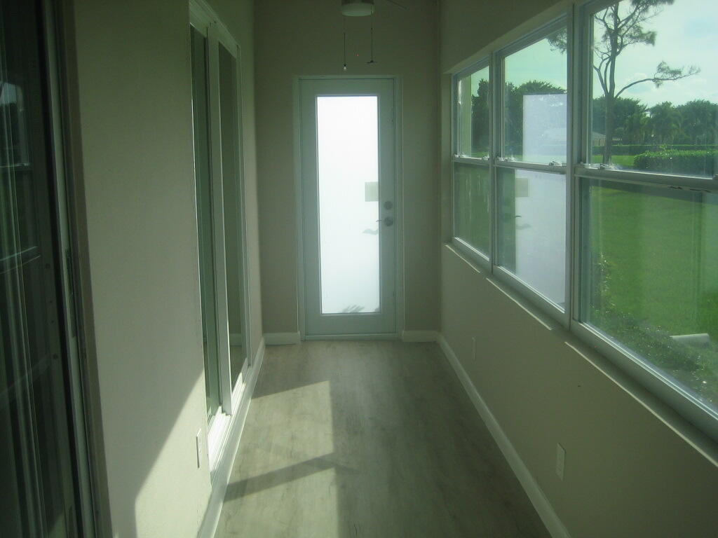 340 Mansfield Drive Boca Raton, FL 33434 - Photo 14 of 23