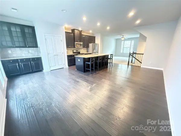 $3,800 | 1543 South Church Street, Charlotte, NC 28203