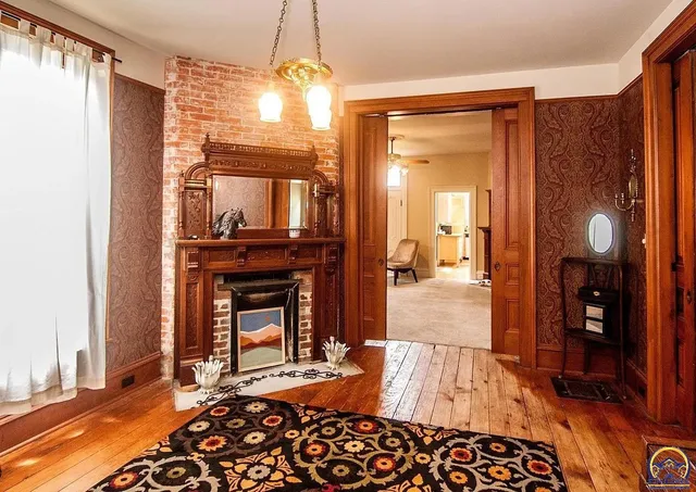 $253,000 | 131 Southwest Clay Street, Topeka, KS 66606