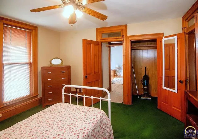 $253,000 | 131 Southwest Clay Street, Topeka, KS 66606