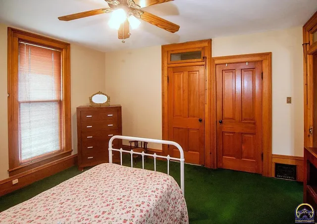 $253,000 | 131 Southwest Clay Street, Topeka, KS 66606