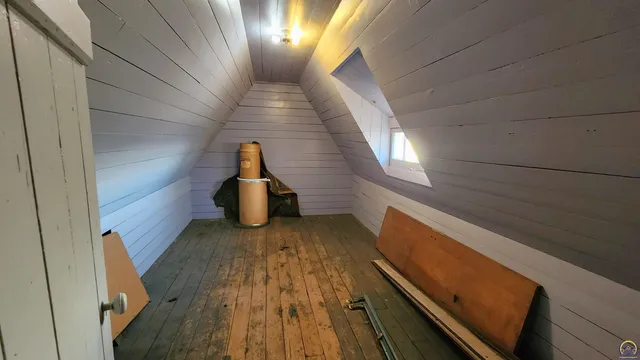 $253,000 | 131 Southwest Clay Street, Topeka, KS 66606