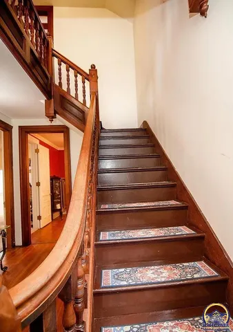 $253,000 | 131 Southwest Clay Street, Topeka, KS 66606