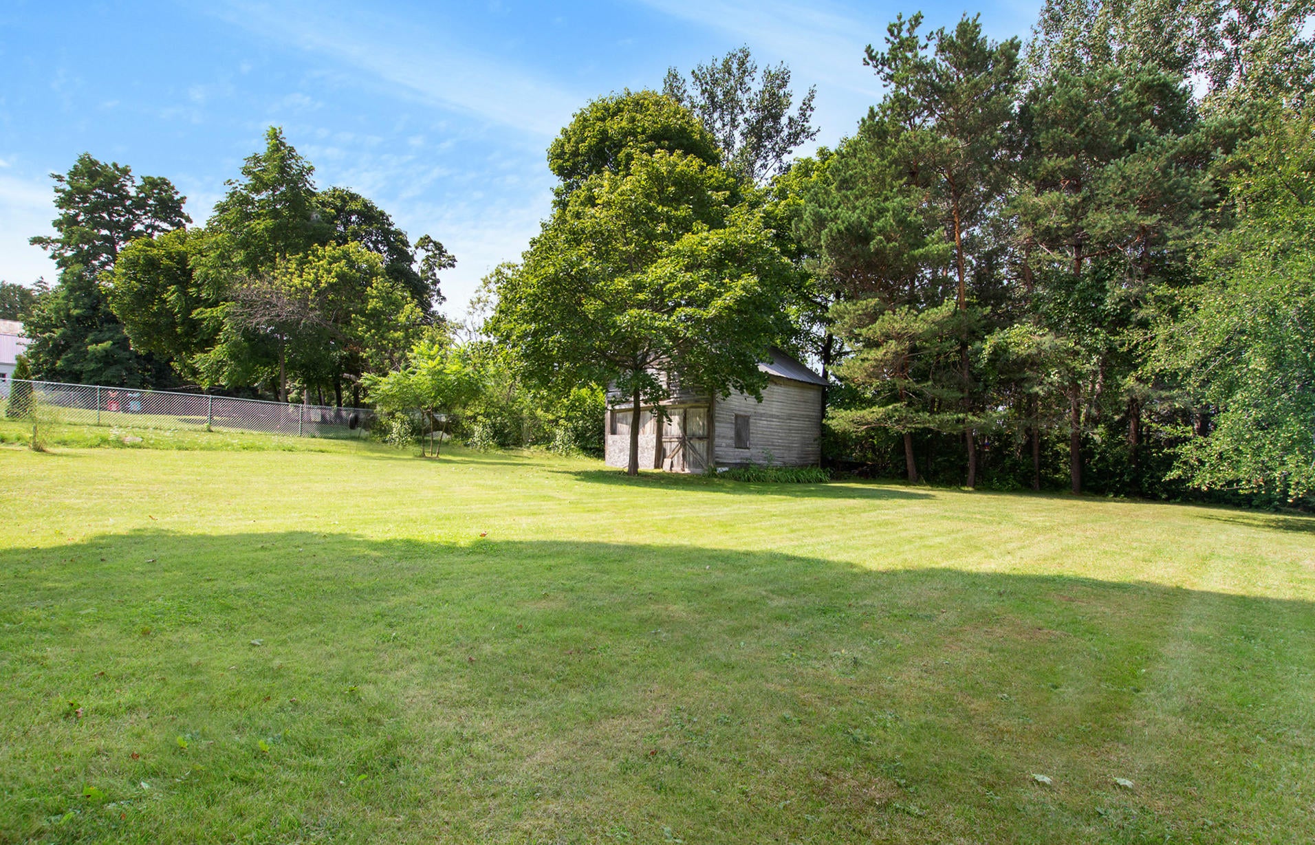 314 Young Street Cheboygan, MI 49721 - Photo 4 of 23 Gallery Image 4