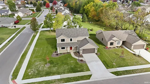 $384,900 | 15573 Brimwillow Drive, Huntertown, IN 46748