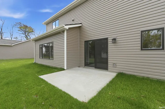 $384,900 | 15573 Brimwillow Drive, Huntertown, IN 46748