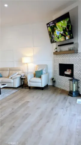 $1,949,000 | 16276 Pacific Circle, Huntington Beach, CA 92649