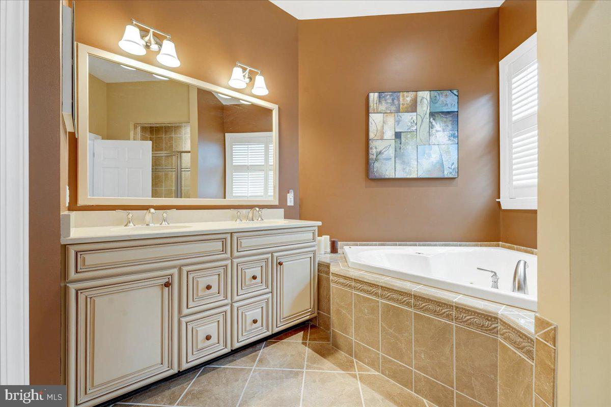 504 Logan Road Phoenixville, PA 19460 - Photo 21 of 67 Double vanity, deluxe bath