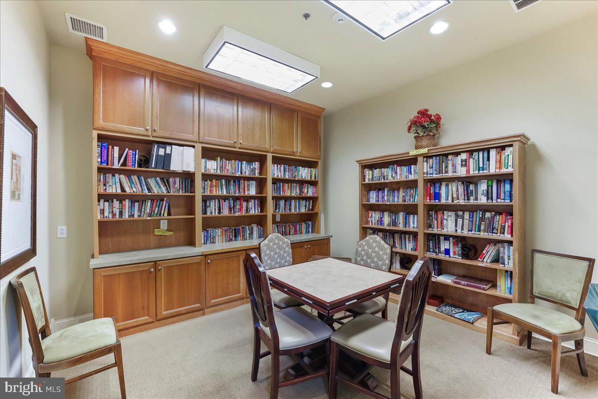 504 Logan Road Phoenixville, PA 19460 - Photo 53 of 67 library/card room