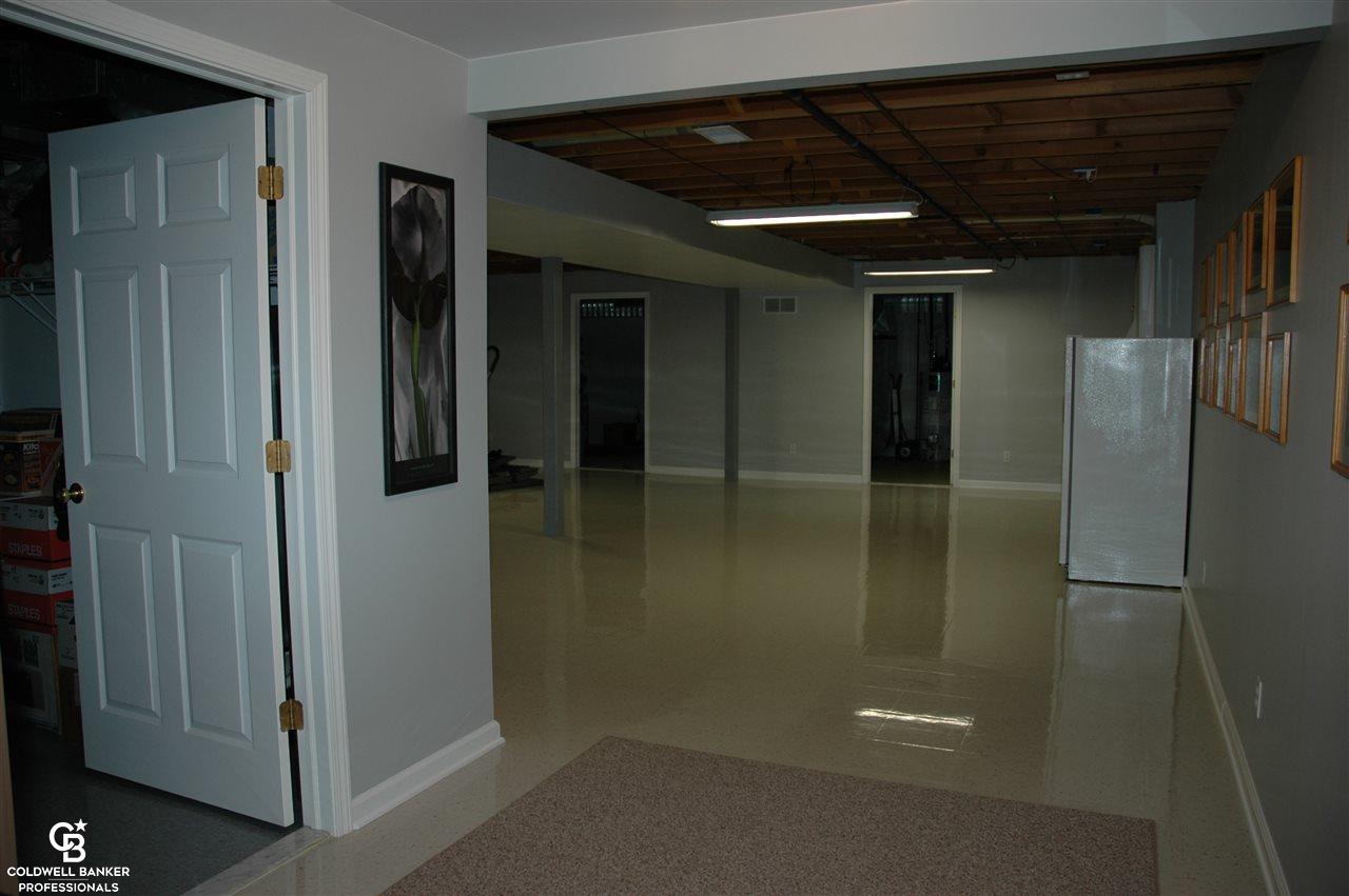 2077 Riley Center Road Memphis, MI 48041 - Photo 49 of 60 31352582-50.JPG