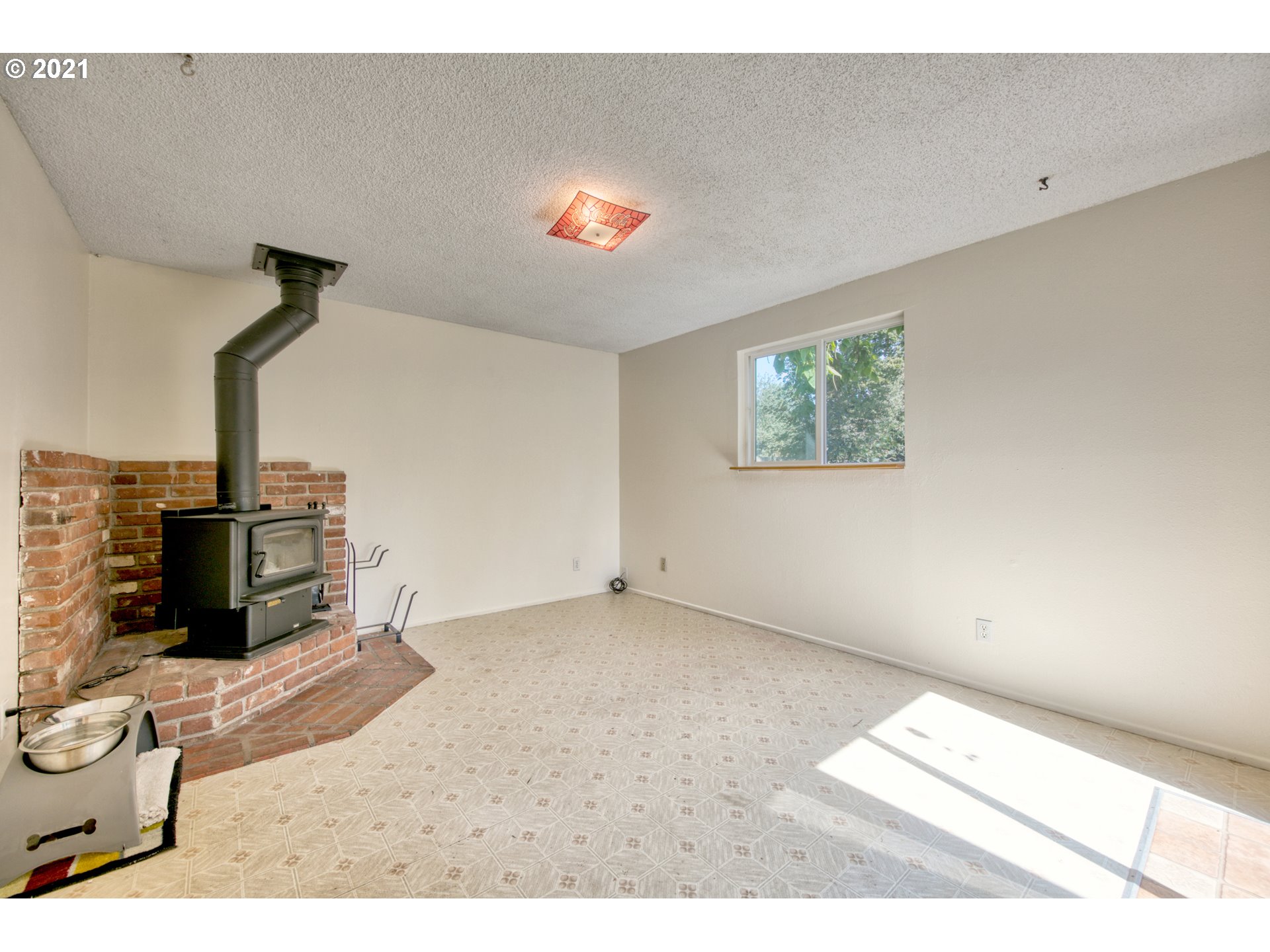 3077 Calla Street Eugene, OR 97404 - Photo 14 of 26 Gallery Image 14