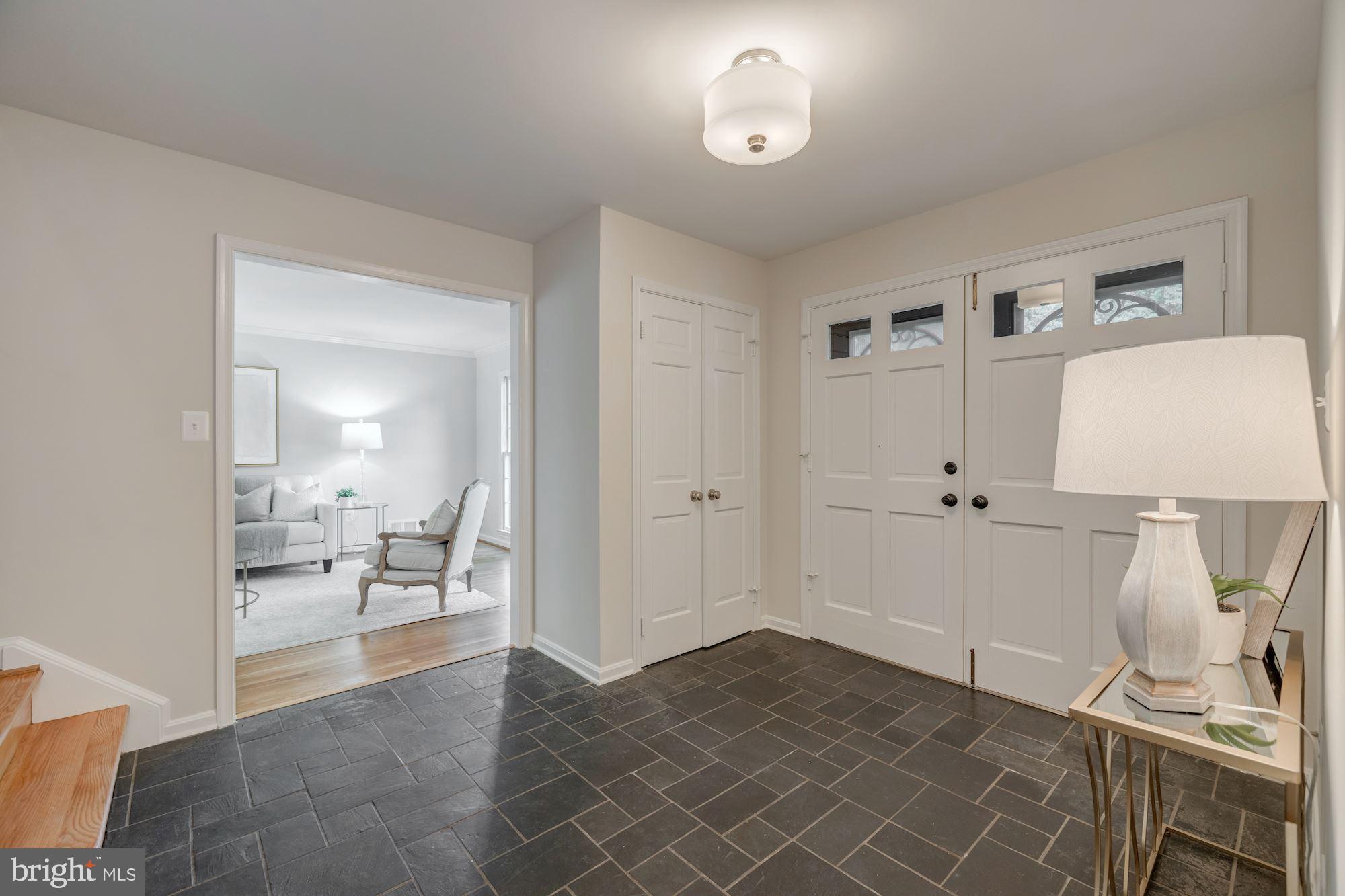 1212 Winter Hunt Road McLean, VA 22102 - Photo 5 of 52 Foyer