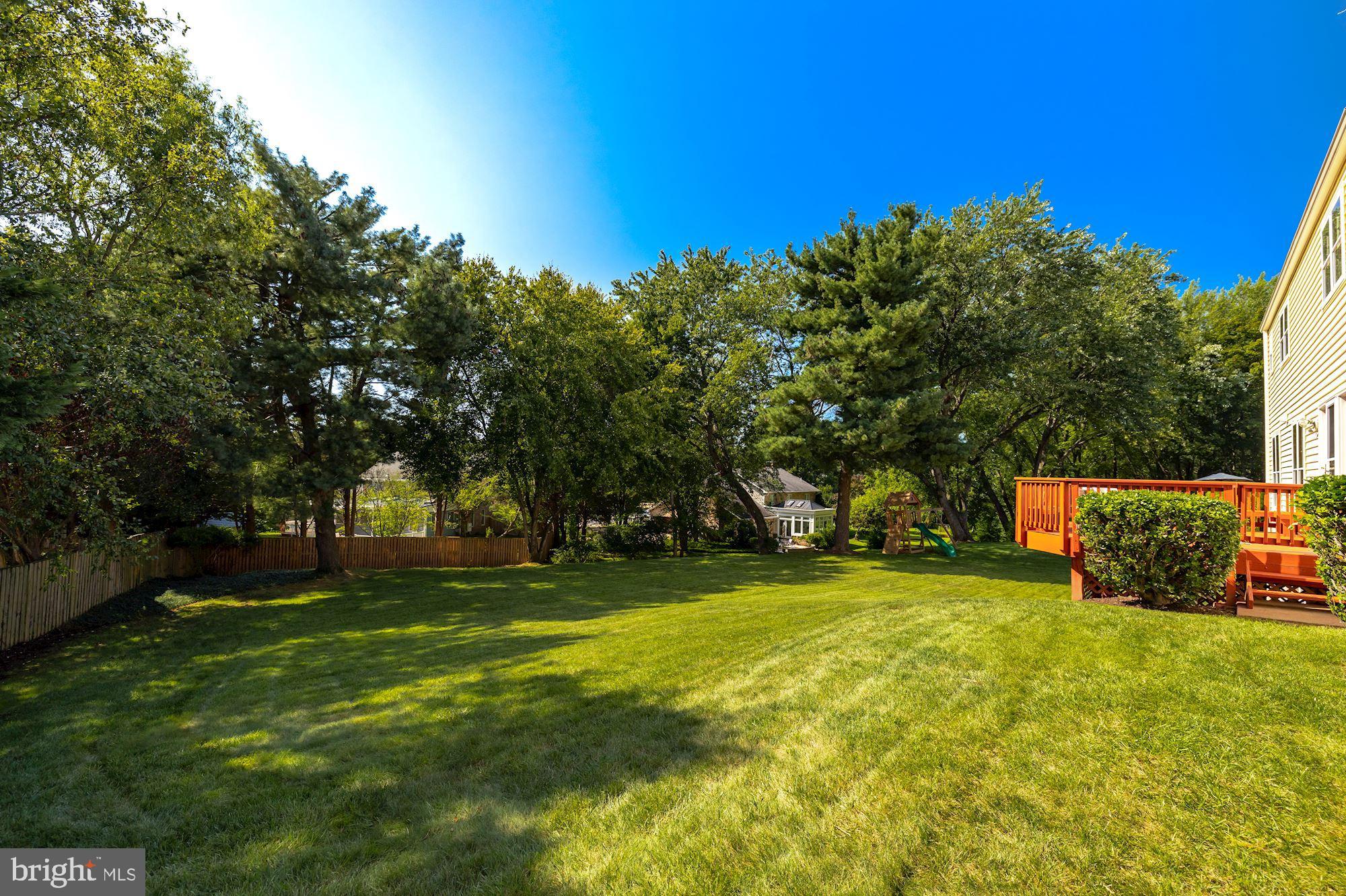 1212 Winter Hunt Road McLean, VA 22102 - Photo 39 of 52 Expansive Backyard