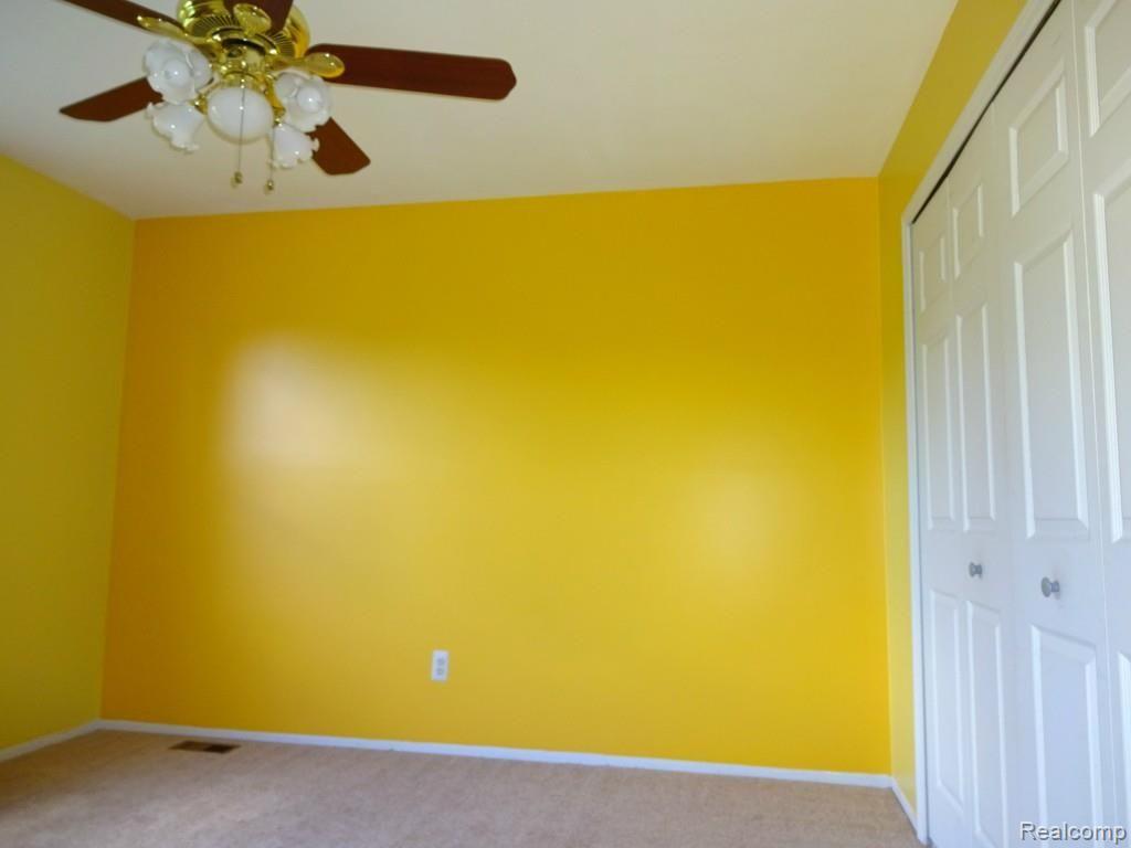 1631 Ridgecrest Rochester, MI 48306 - Photo 28 of 42 DSC00766.jpg