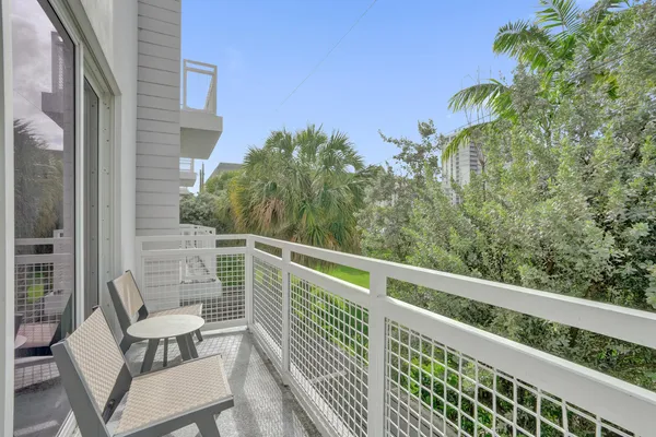 $5,100 | 1347 North Ocean Boulevard, Pompano Beach, FL 33062