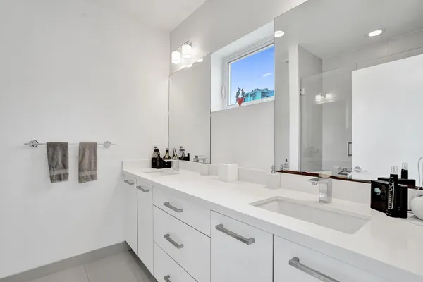 $5,100 | 1347 North Ocean Boulevard, Pompano Beach, FL 33062