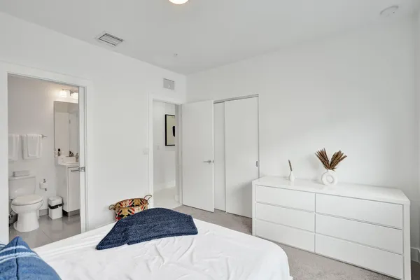 $5,100 | 1347 North Ocean Boulevard, Pompano Beach, FL 33062