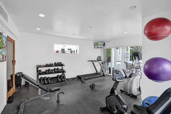 $5,100 | 1347 North Ocean Boulevard, Pompano Beach, FL 33062