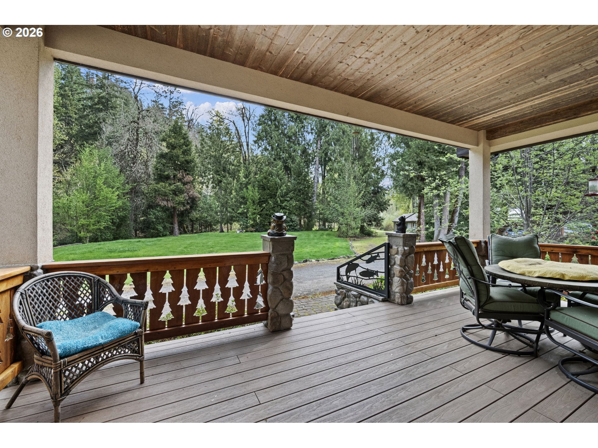 39428 Jasper Lowell Road Lowell, OR 97452 - Photo 5 of 46 Porch