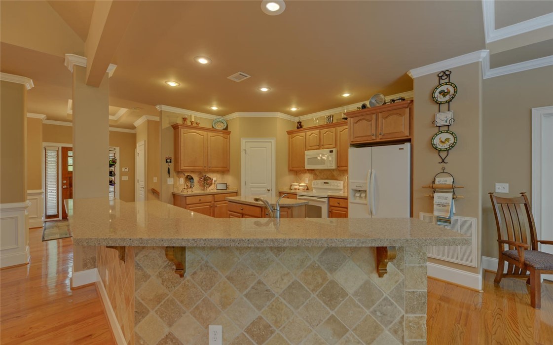 54 Point Pl Road Hartwell, GA 30643 - Photo 11 of 50 Gallery Image 11