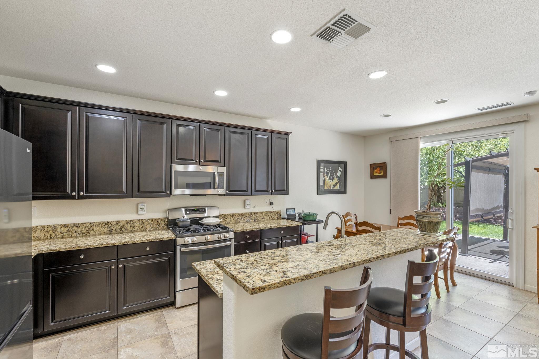 10836 Pebble Hill Drive Reno, NV 89521 - Photo 14 of 40 Photo 14