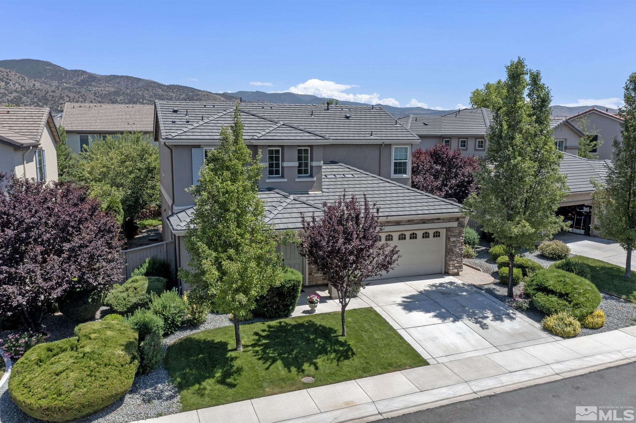 10836 Pebble Hill Drive Reno, NV 89521 - Photo 4 of 40 Photo 4