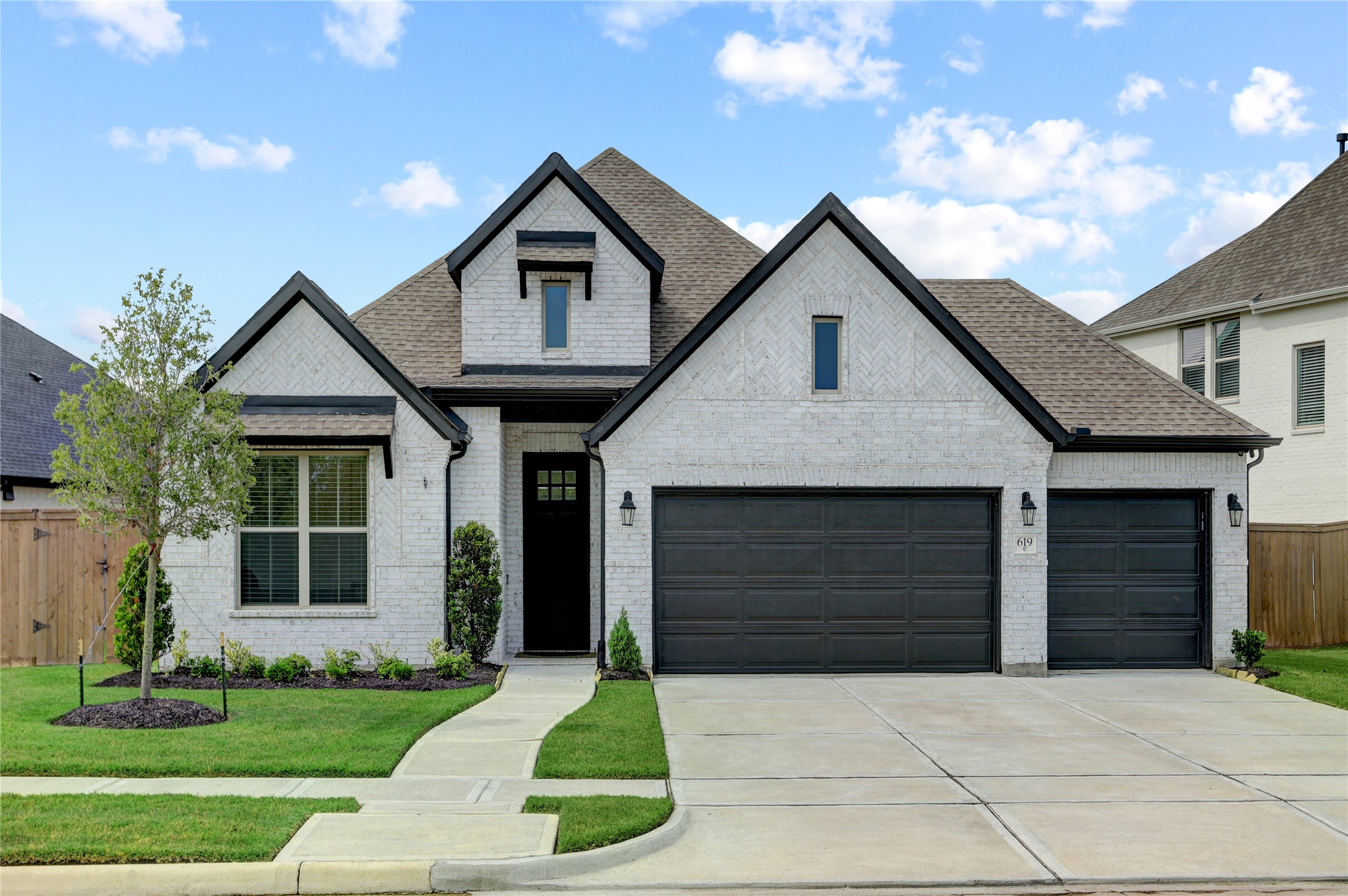 Discover 619 Rita Blanca-a 2023 Conventry build with incredible features you cannot get anywhere else.