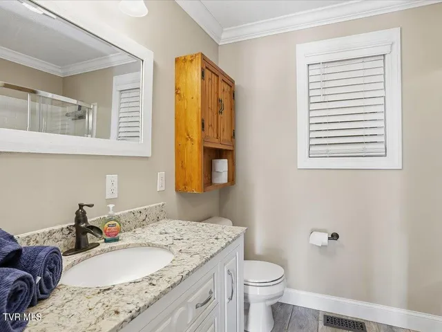 $2,450,000 | 146 Paradise Point, New Tazewell, TN 37825