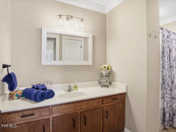 $2,150,000 | 146 Paradise Point, New Tazewell, TN 37825