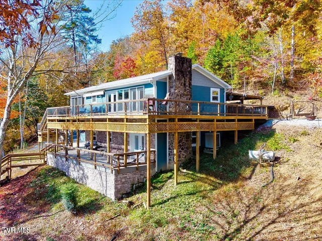 $2,450,000 | 146 Paradise Point, New Tazewell, TN 37825