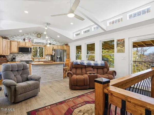 $2,150,000 | 146 Paradise Point, New Tazewell, TN 37825