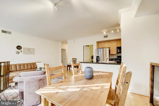 $3,900 | 1441 Rhode Island Avenue Northwest, Unit 419, Washington, DC 20005