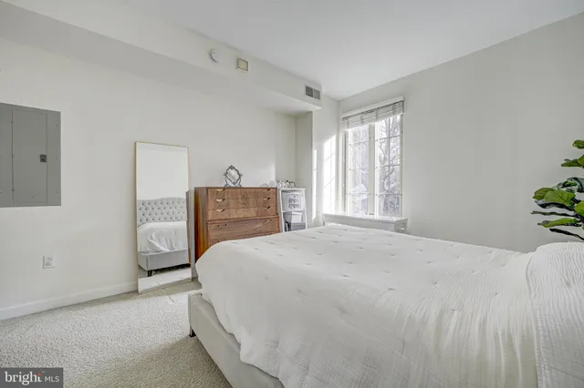 $3,900 | 1441 Rhode Island Avenue Northwest, Unit 419, Washington, DC 20005